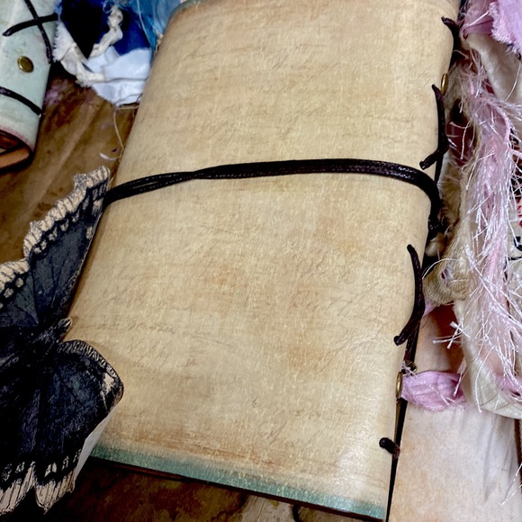 Vintage Travel Wrap Journal + Embellishments - Picture 6 of 7